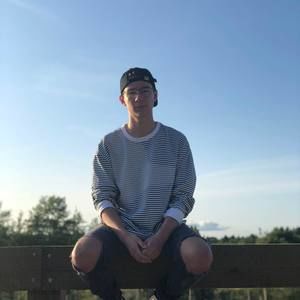 Meet your Posher, Justin